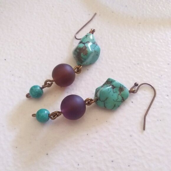 Handmade for the Wild@Heart! Turquoise Magnesite Dangle Earrings - Southwestern - Picture 8 of 11